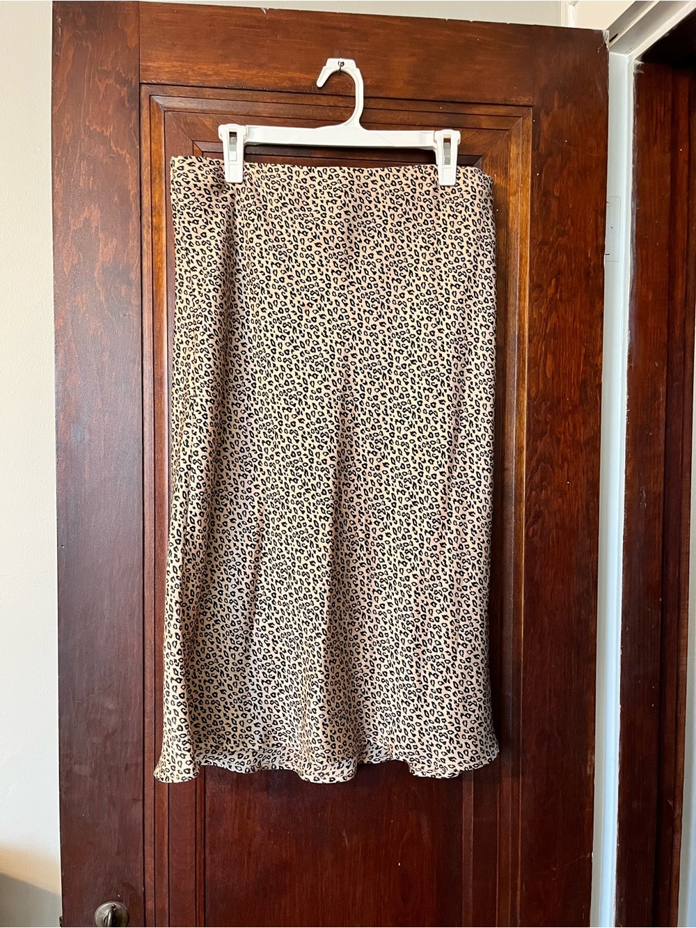 Leith Beige and Black Leopard Print Midi Skirt